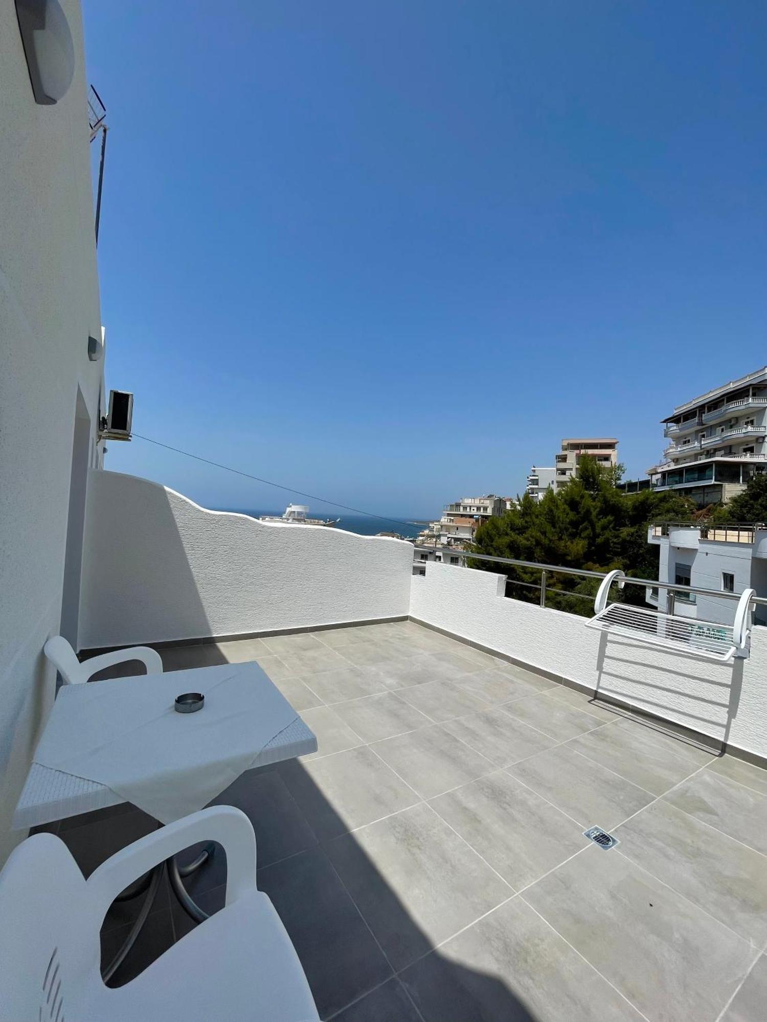 Keivi Guesthouse Sarande Ngoại thất bức ảnh